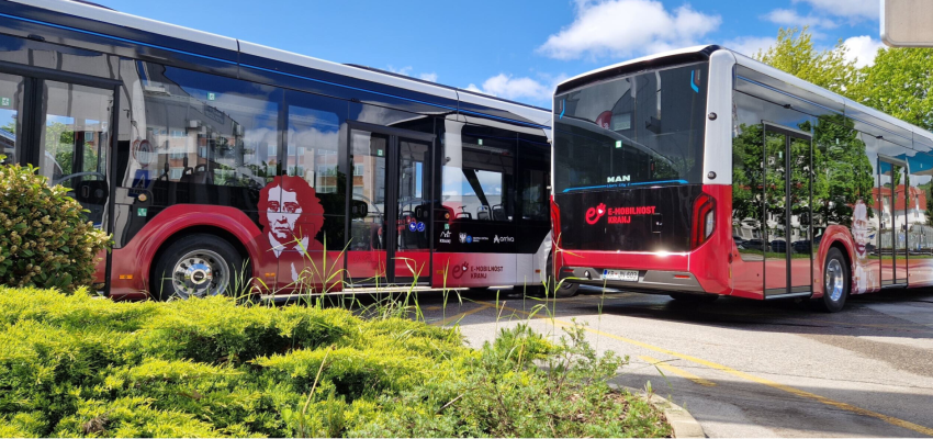 V soboto, 29. 6. 2024 od 7. ure do 15. ure  bo zaradi popolne zapore Savske ceste spremenjen potek voženj avtobusa na progi mestnega prometa Kranj številka 15. Avtobus bo vozil po obvozu preko Delavskega mostu.