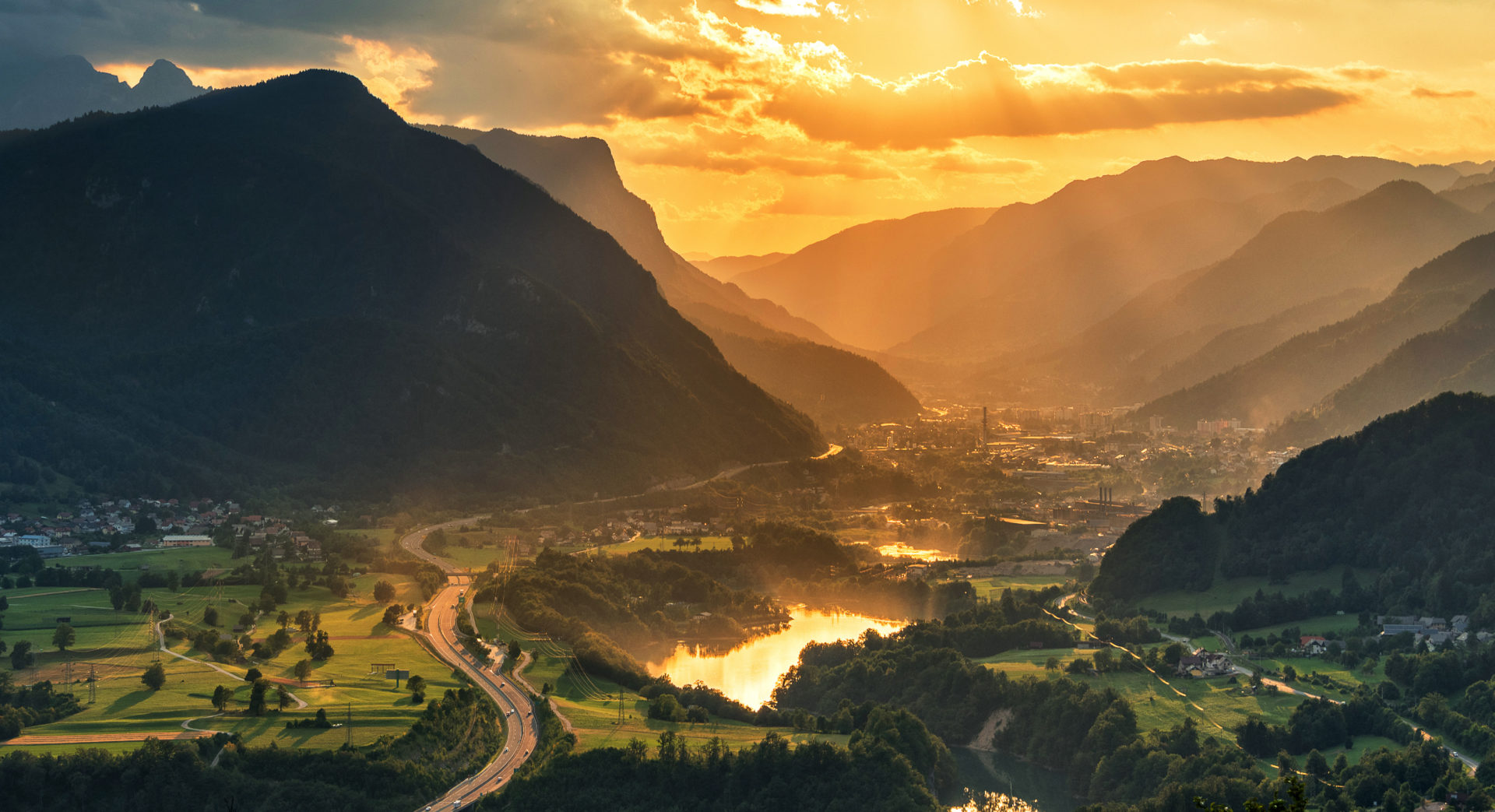 jesenice pogled iz zraka